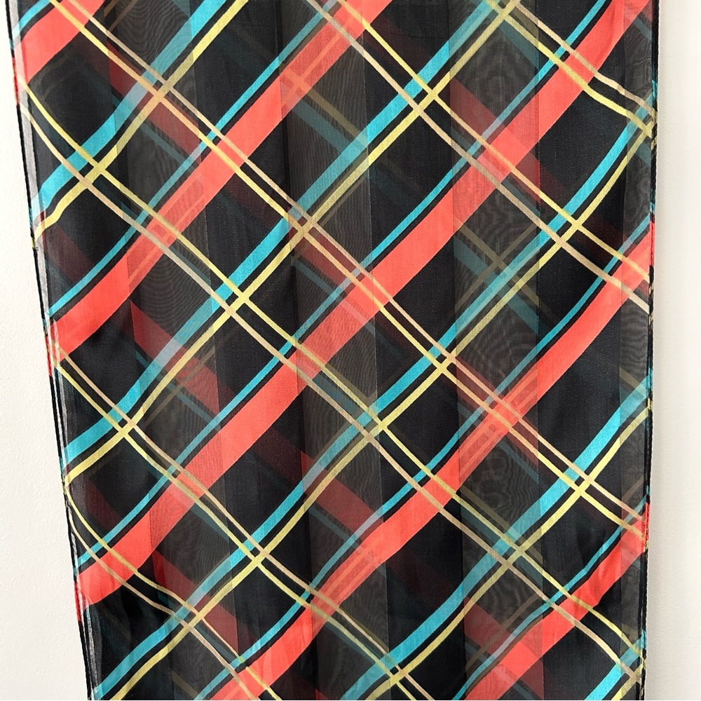 Geometric Pattern Semi Sheer Scarf - Picture 2 of 3